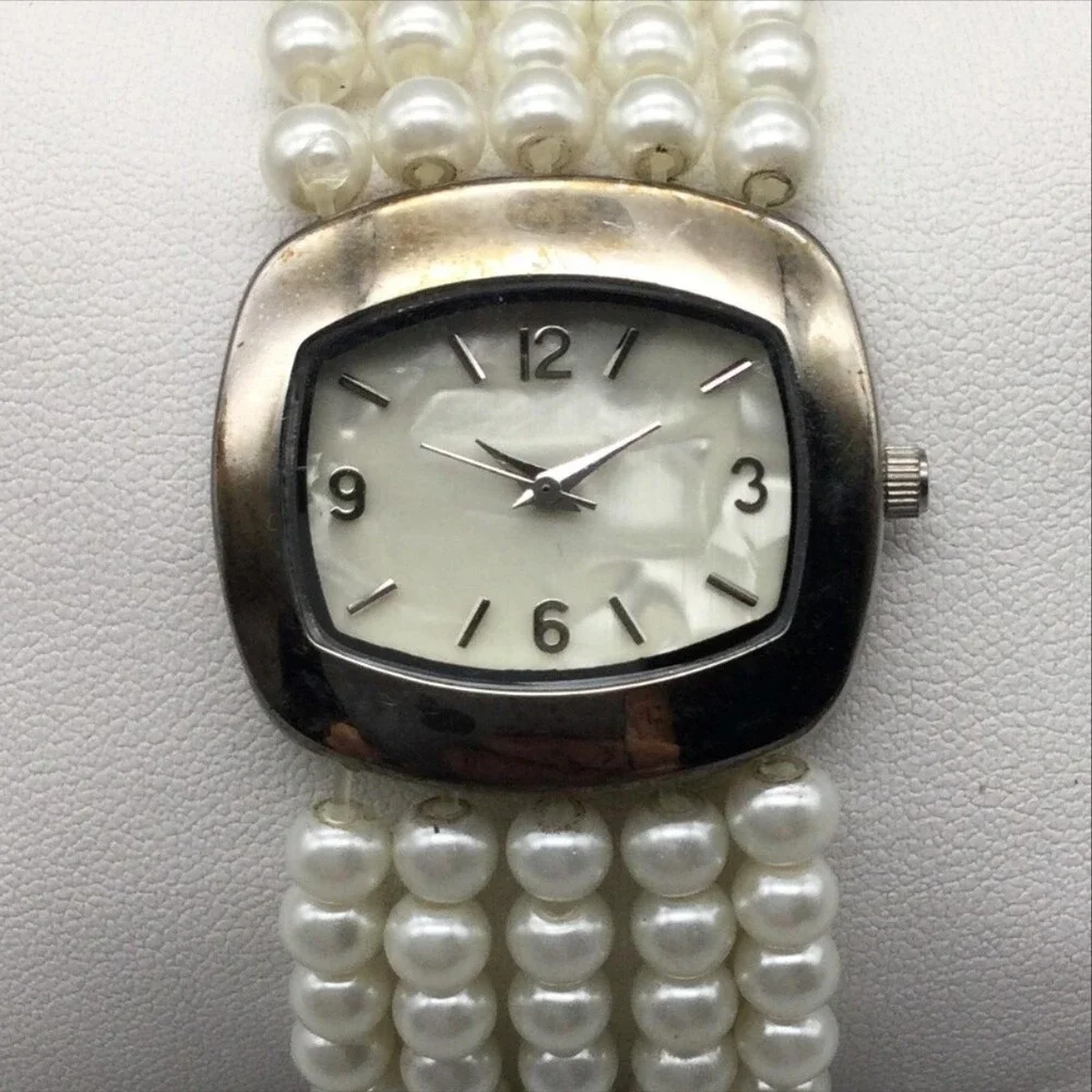TCZ Womens Watch 31mm White MOP Dial Faux Pearl Band New Battery 7.25